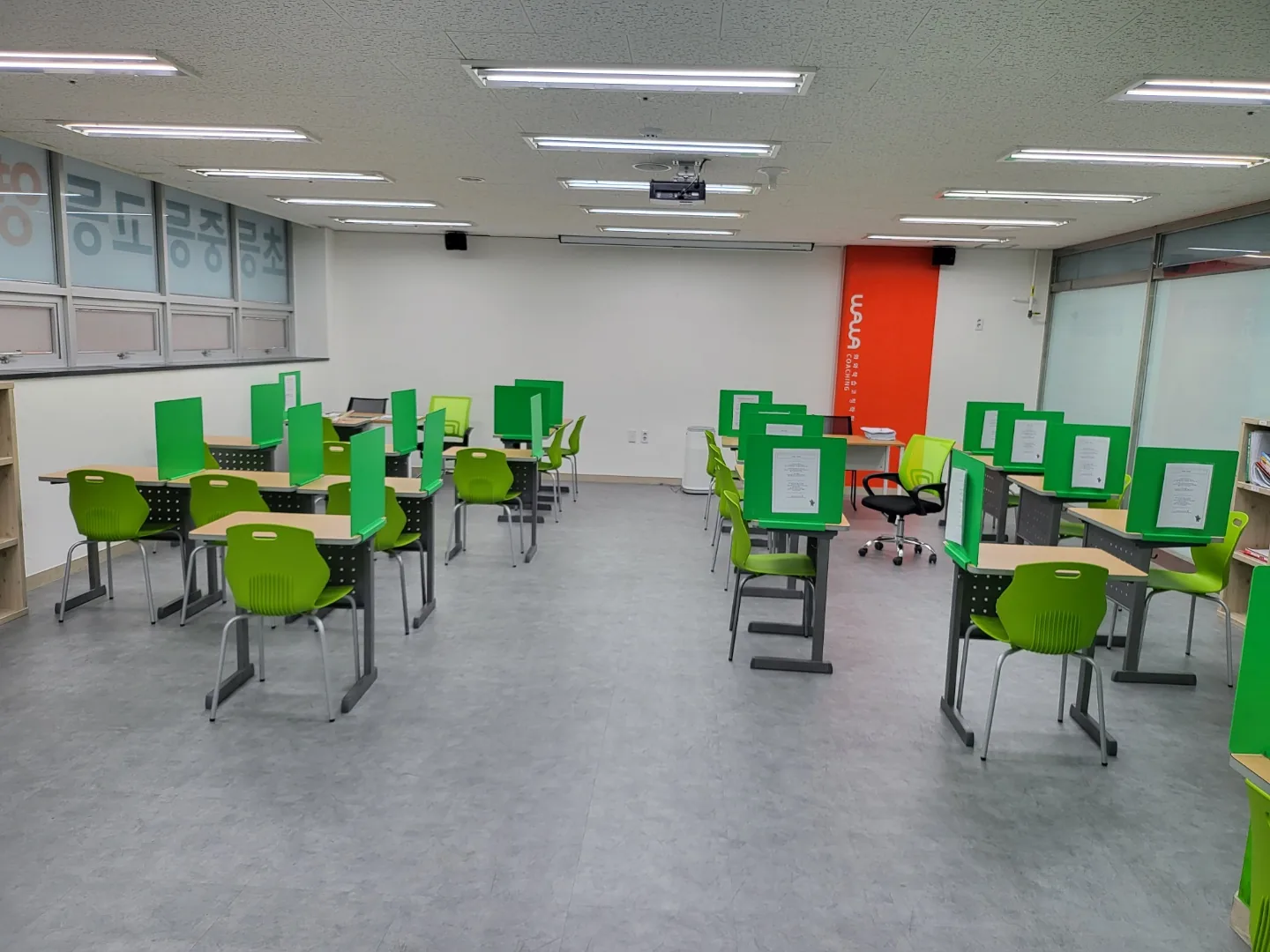 와와학습코칭센터 대구장기점 학습 공간 3
