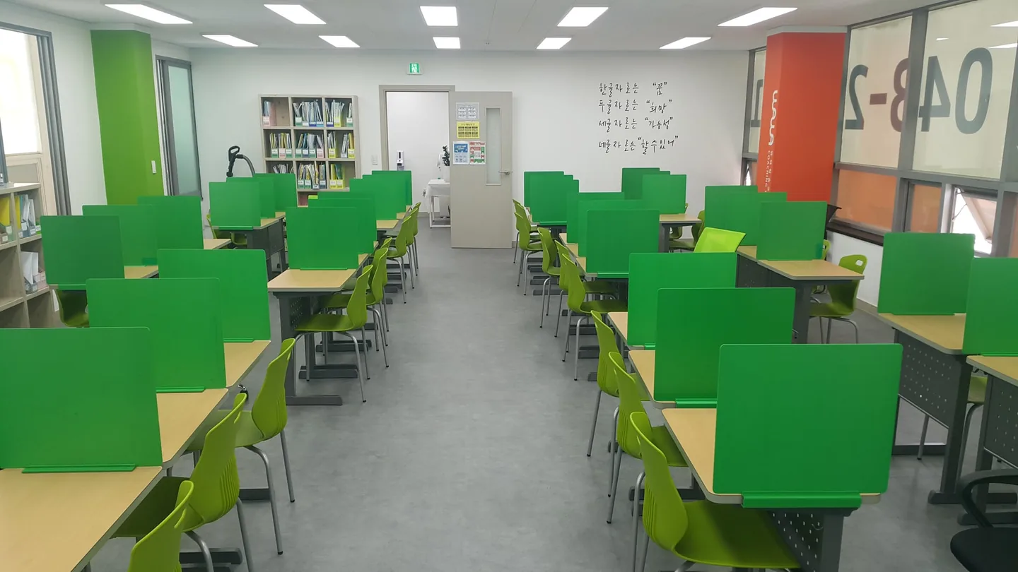 와와학습코칭센터 복대점 학습 공간 1